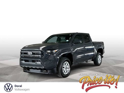 Used 2025 Toyota Tacoma SR5 RWD image 1