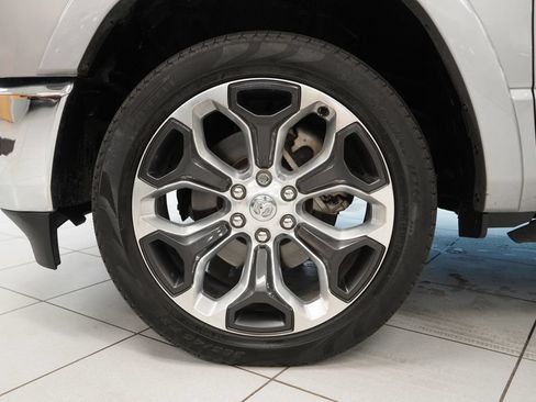 Used 2022 RAM 1500 Limited AWD/4WD image 16