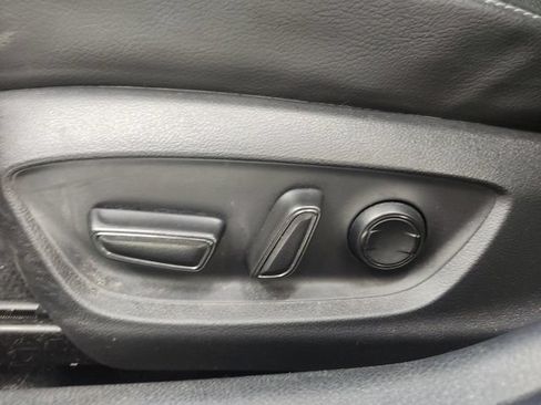 Used 2021 Toyota Camry XSE FWD image 14