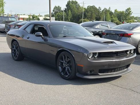 Used 2022 Dodge Challenger R/T w/ Blacktop Package RWD image 14