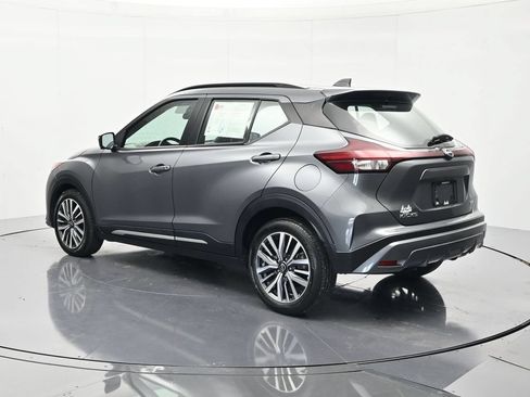 Certified 2024 Nissan Kicks SR FWD image 7