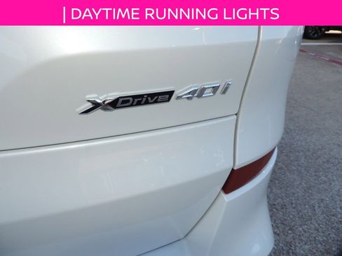 Used 2021 BMW X5 xDrive40i w/ M Sport Package AWD/4WD image 14