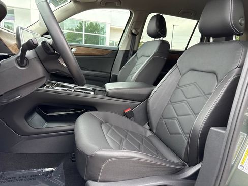 Used 2026 Volkswagen Atlas SE AWD/4WD image 10