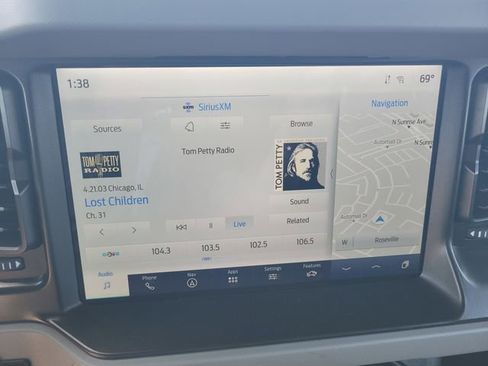 Used 2023 Ford Bronco Badlands image 23