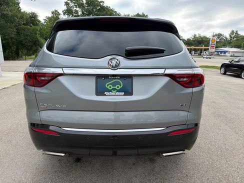 Used 2023 Buick Enclave Essence w/ Sport Touring Edition AWD/4WD image 4