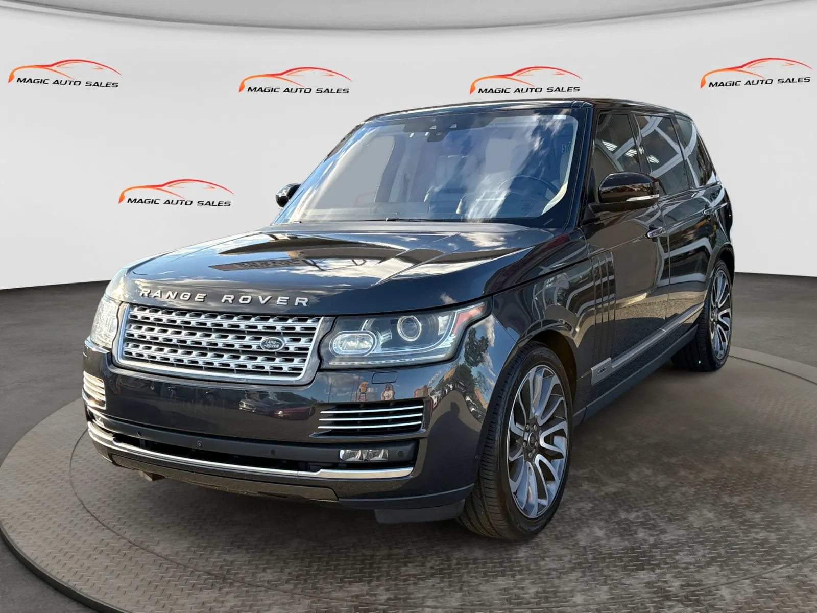 Used 2017 Land Rover Range Rover Long Wheelbase Autobiography AWD/4WD image 1