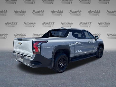 Used 2026 Chevrolet Silverado EV LT image 10