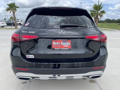 New 2025 Mercedes-Benz GLC 300 image 6