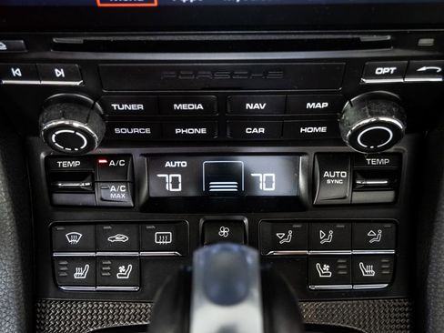 Used 2019 Porsche 911 Carrera S image 16