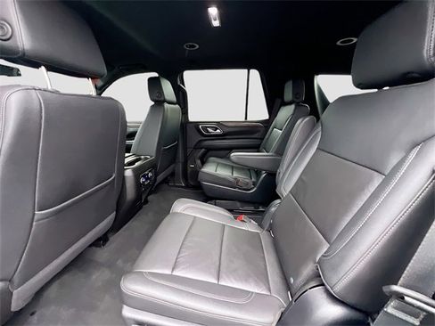 Used 2022 Chevrolet Tahoe Z71 w/ Luxury Package image 25