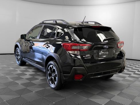 Used 2023 Subaru Crosstrek 2.0i image 3