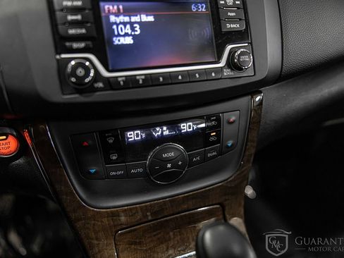 Used 2015 Nissan Sentra SL image 27