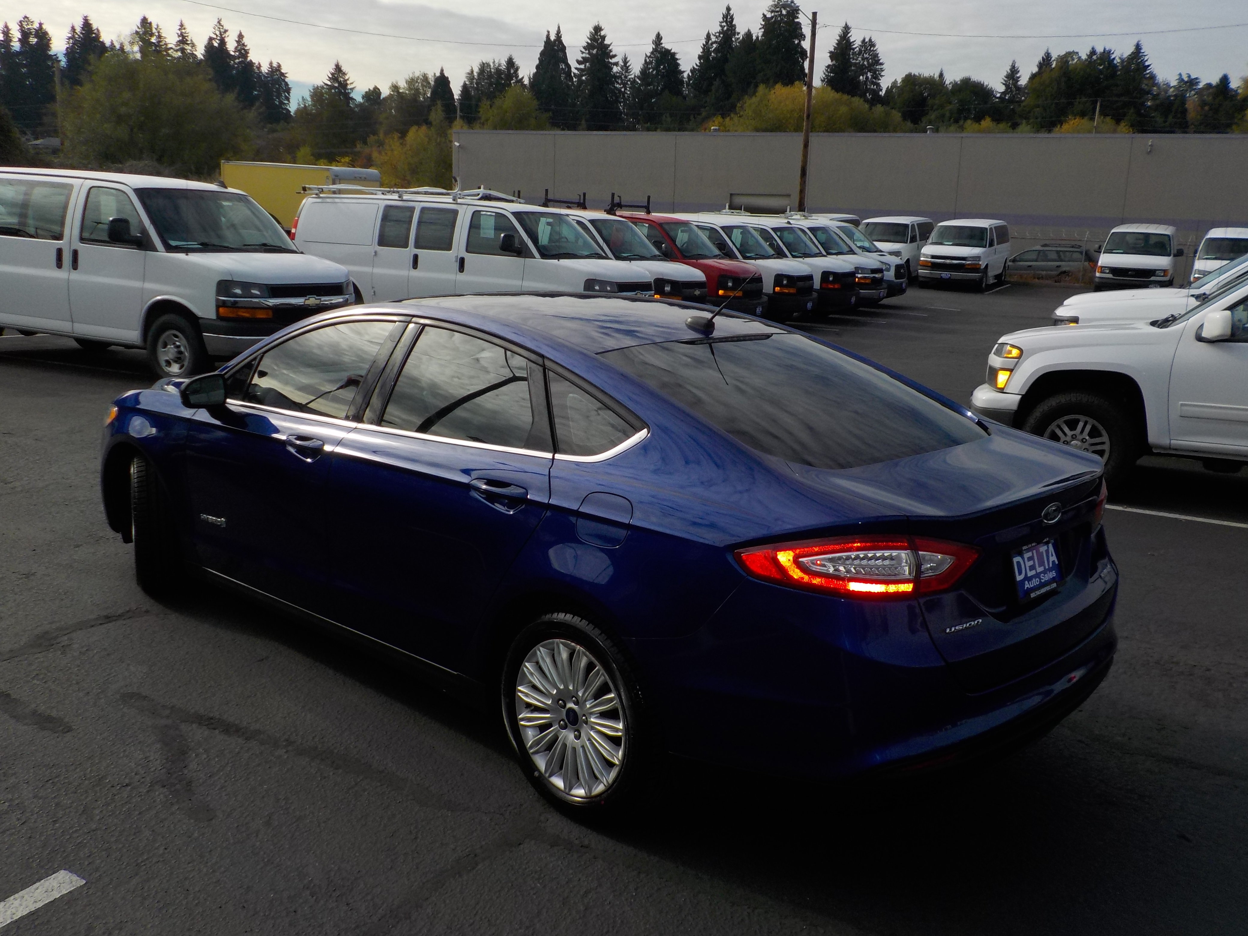 Used 2016 Ford Fusion S FWD image 10