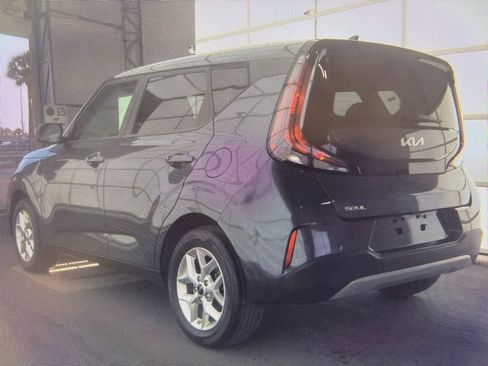 Used 2024 Kia Soul LX w/ Option Group 015 image 3