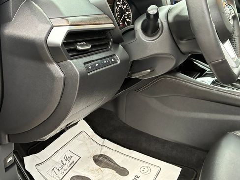 Used 2025 Nissan Altima 2.5 SL image 16