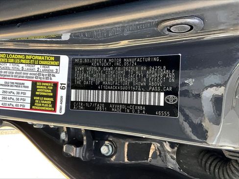 Used 2025 Toyota Camry LE FWD image 36