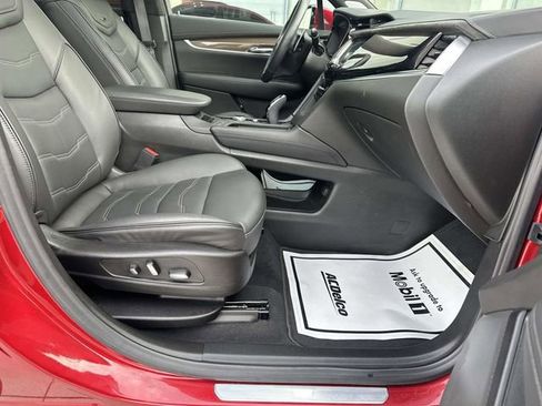 Certified 2025 Cadillac XT6 Sport w/ Platinum Package AWD/4WD image 52