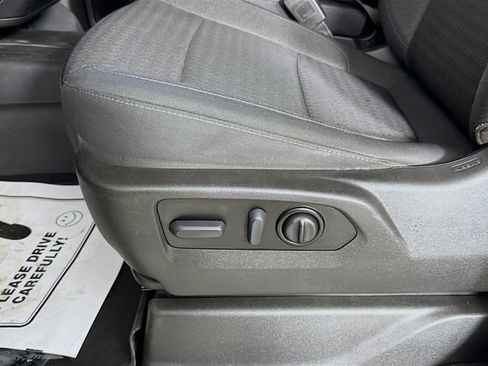 Used 2022 GMC Sierra 3500 SLE w/ SLE Value Package image 18