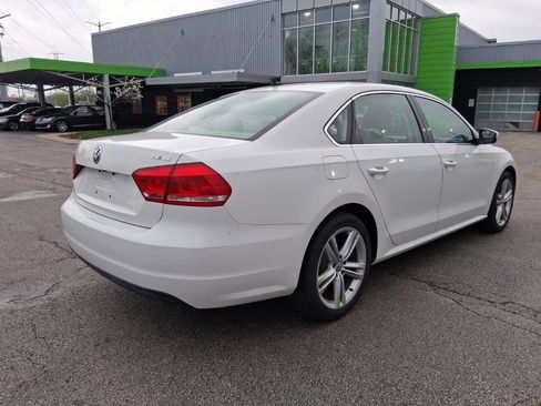 Used 2014 Volkswagen Passat 1.8T SE image 5