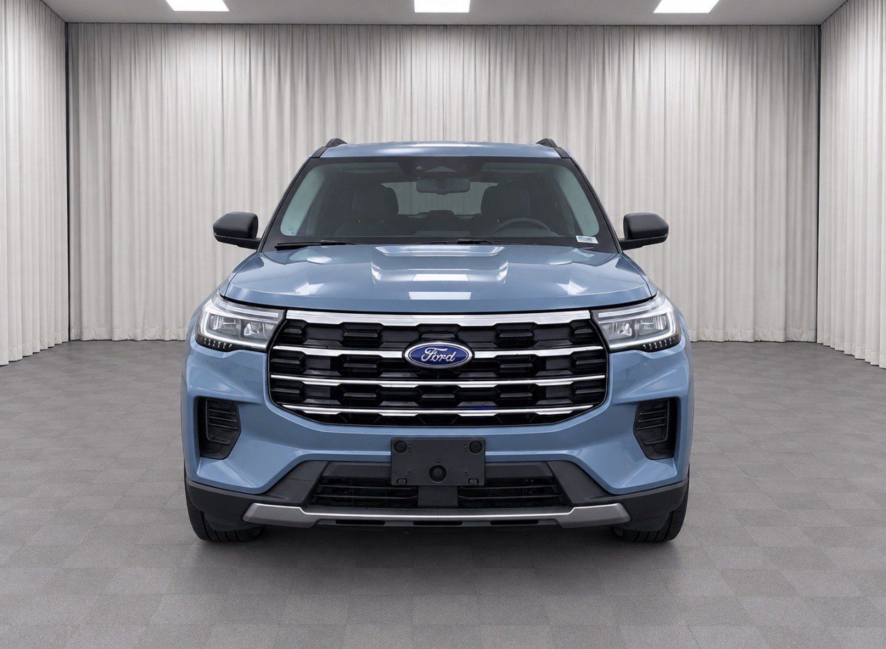 Used 2026 Ford Explorer Active AWD/4WD image 9