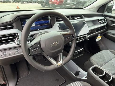 New 2027 Chevrolet Bolt LT image 17