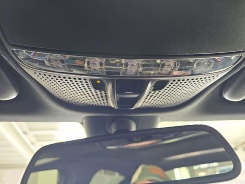 Used 2018 Mercedes-Benz C 300 4MATIC Sedan image 23