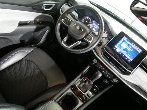 Used 2022 Jeep Compass Latitude w/ Convenience Group image 9