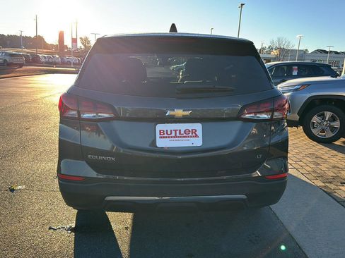 Used 2023 Chevrolet Equinox LT image 4