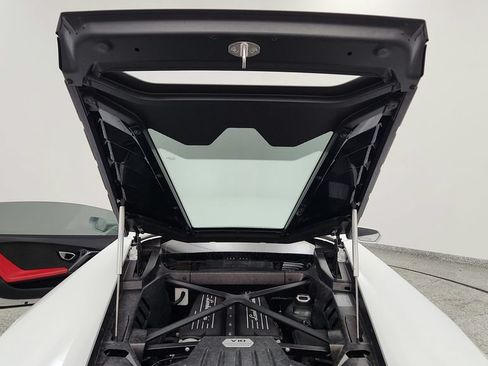 Used 2018 Lamborghini Huracan LP 580-2 RWD image 26