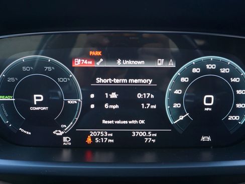 Used 2023 Audi e-tron GT Premium Plus AWD/4WD image 33