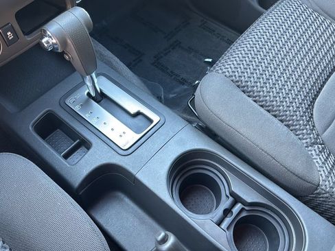 Used 2017 Nissan Frontier SV RWD image 31