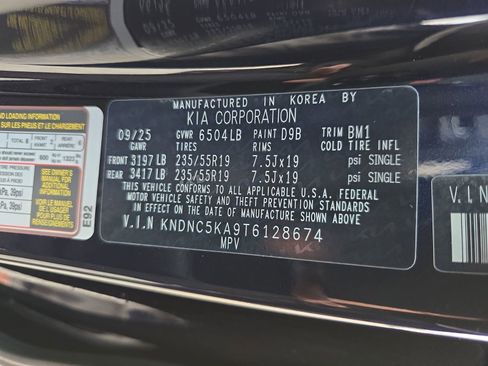 New 2026 Kia Carnival EX FWD image 38