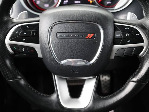 Used 2017 Dodge Charger R/T Scat Pack w/ Beats Audio Group RWD image 18