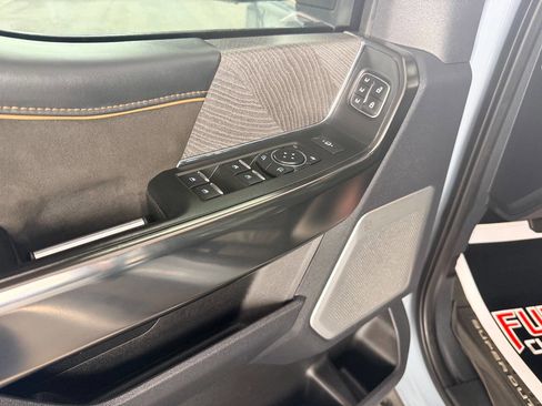 Used 2024 Ford F250 Platinum AWD/4WD image 16
