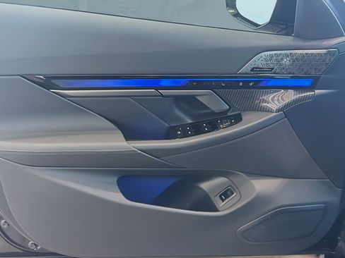 New 2026 BMW M5 Touring image 19