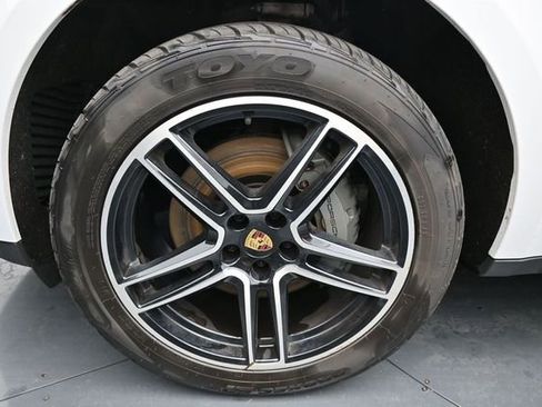 Used 2020 Porsche Macan S AWD/4WD image 10