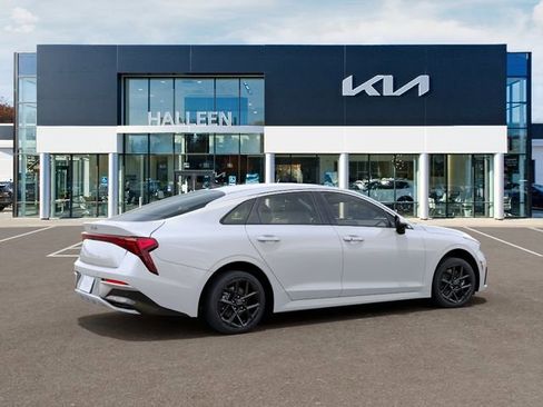 New 2026 Kia K5 LXS FWD image 6