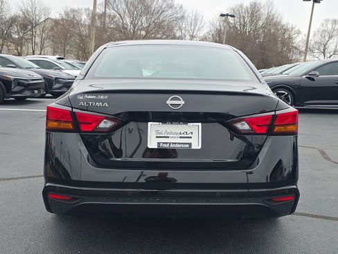 Used 2024 Nissan Altima 2.5 S image 4