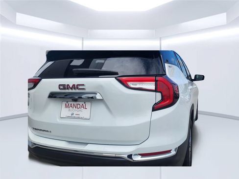 Used 2023 GMC Terrain SLT FWD image 21