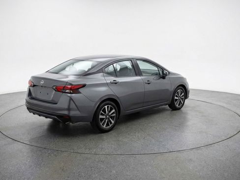 Used 2025 Nissan Versa SV image 7