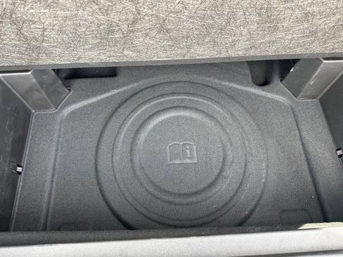 Used 2022 Chevrolet Equinox RS w/ RS Leather Package image 20