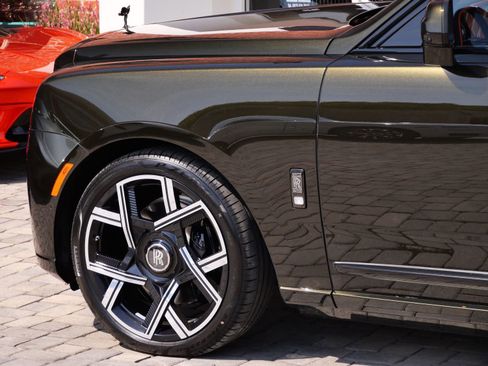 New 2026 Rolls-Royce Cullinan Black Badge AWD/4WD image 22