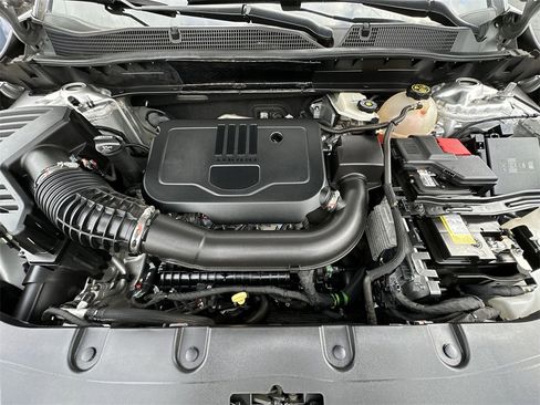 Used 2021 Chevrolet Blazer LT image 24