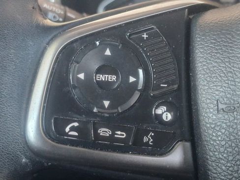Used 2018 Honda CR-V Touring image 8