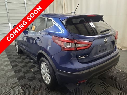 Used 2021 Nissan Rogue Sport S image 3