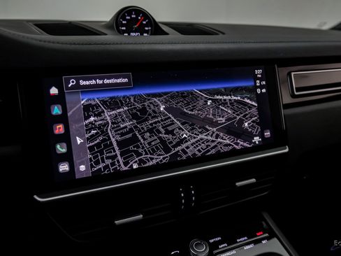 Used 2022 Porsche Cayenne Turbo image 73