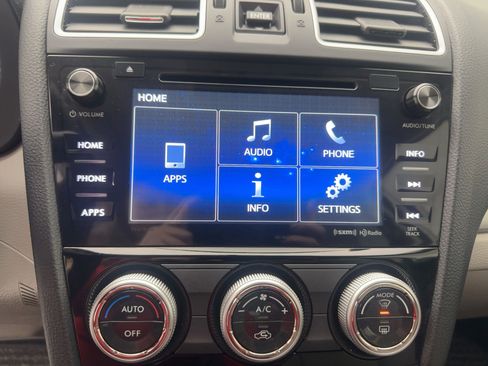 Used 2018 Subaru Forester 2.5i Premium image 18