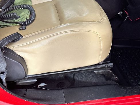 Used 2019 Jeep Wrangler Unlimited Rubicon AWD/4WD image 23