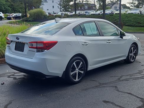 Used 2020 Subaru Impreza 2.0i Premium AWD/4WD image 2