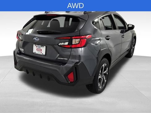 Certified 2024 Subaru Crosstrek 2.0i Premium w/ Crosstrek Mirror Package AWD/4WD image 3